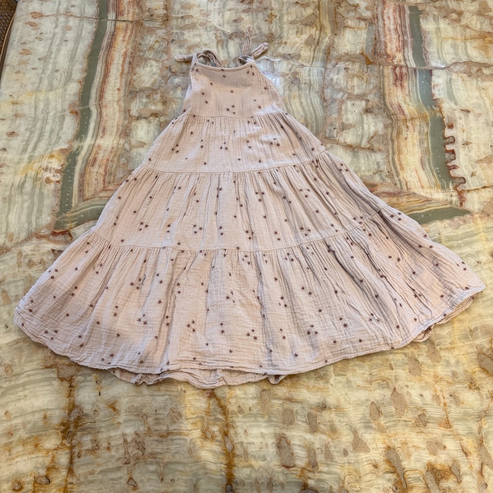 Rylee and Cru Kids‎ Tiered Maxi Dress Oat Cream Starburst Midi Length 4-5 Years